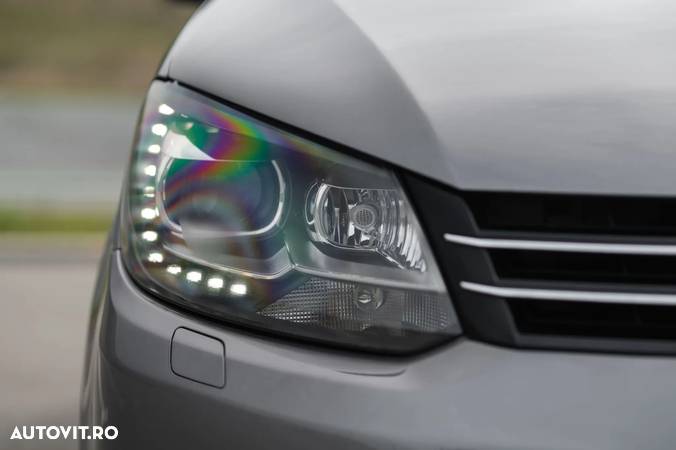 Volkswagen Touran 2.0 TDI DPF Highline DSG - 18