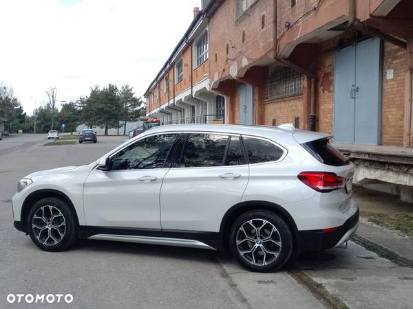 BMW X1 xDrive25i xLine - 5