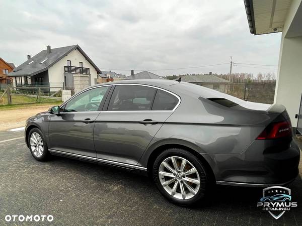 Volkswagen Passat 2.0 TDI BMT Highline DSG - 9