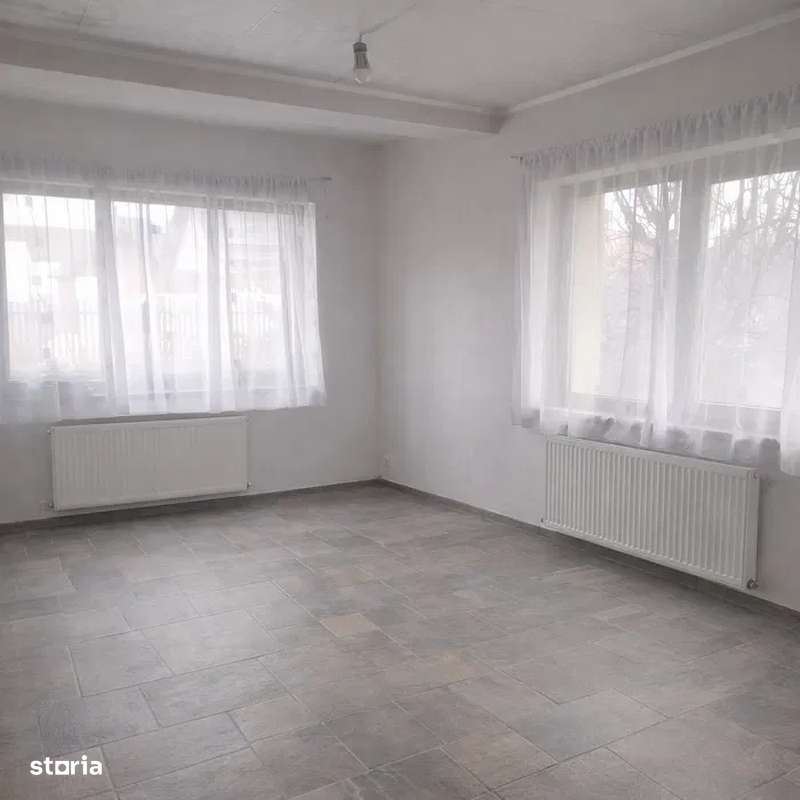 Casă în Stupini, COD 8277-3