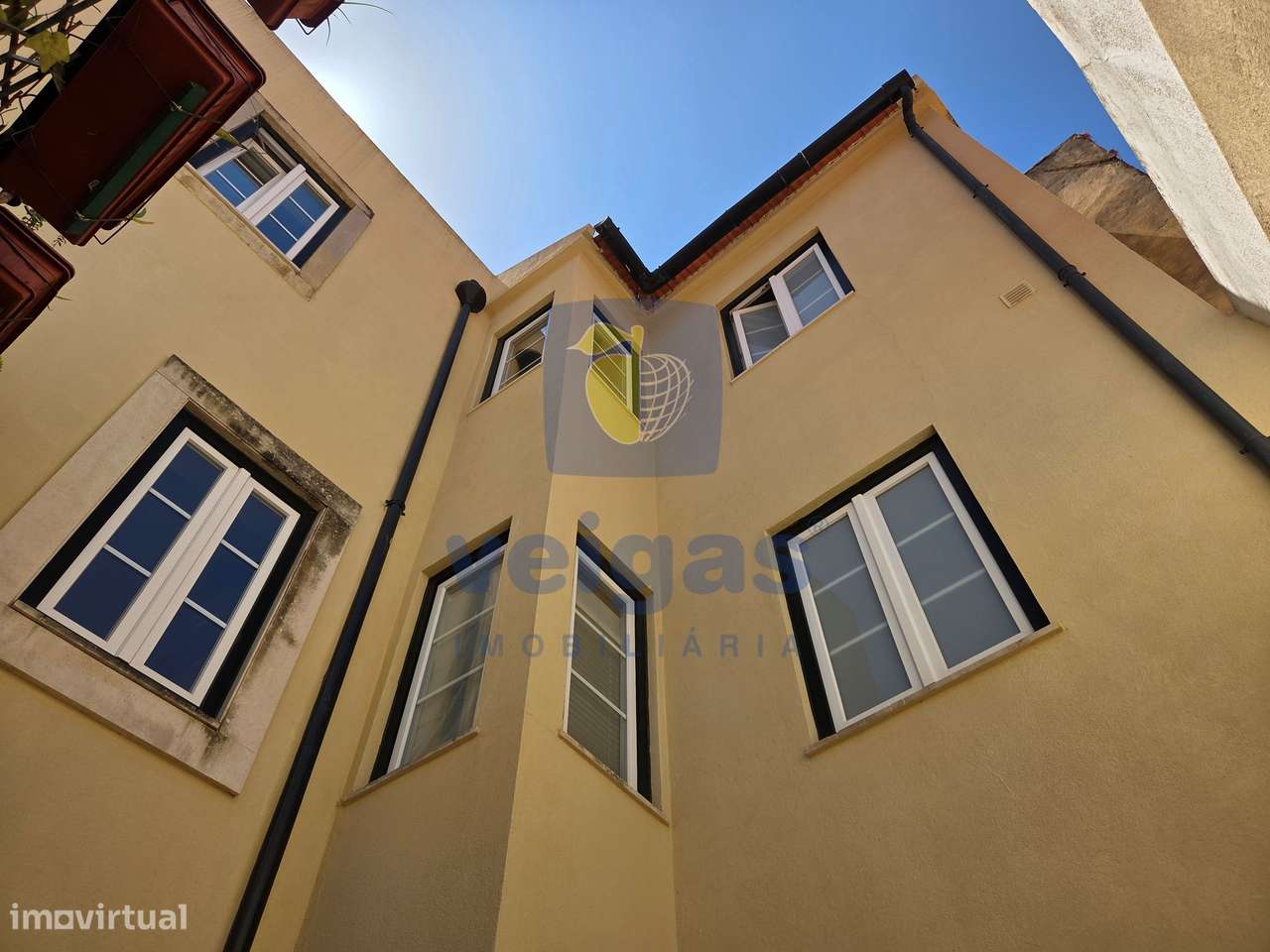 Apartamento T2 na Misericórdia-54