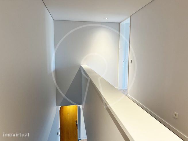 Apartamento T2 Duplex em Cascais-13