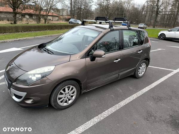 Renault Scenic 1.9 dCi Privilege - 1