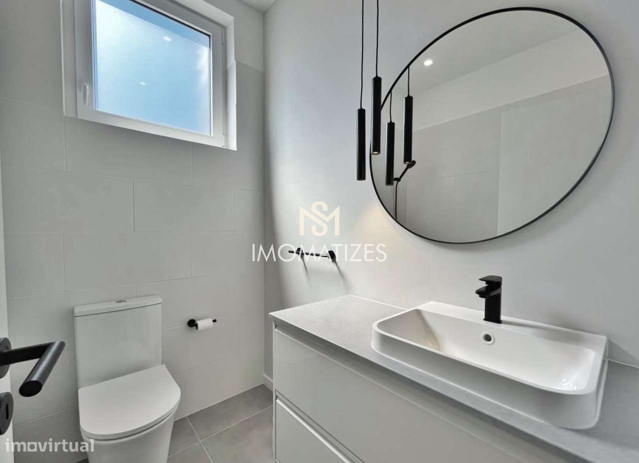 Apartamento T2 Penthouse Remodelado - Póvoa de Varzim-3