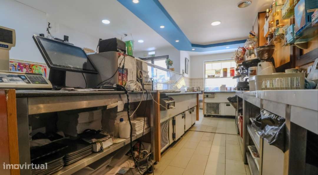 Café Pastelaria Ilhense - Ilha, Pombal - Padaria. Indústria de Fabrico-9