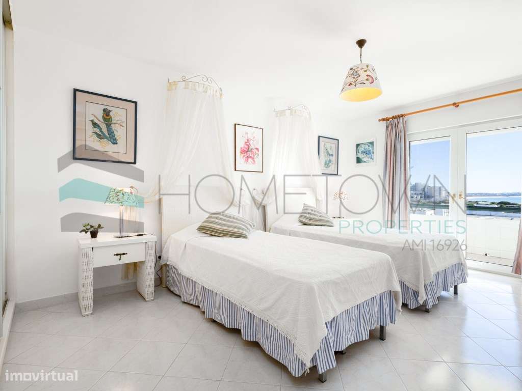 Apartamento Duplex com Terraço Panorâmico e Acesso Privado à Praia-...-38