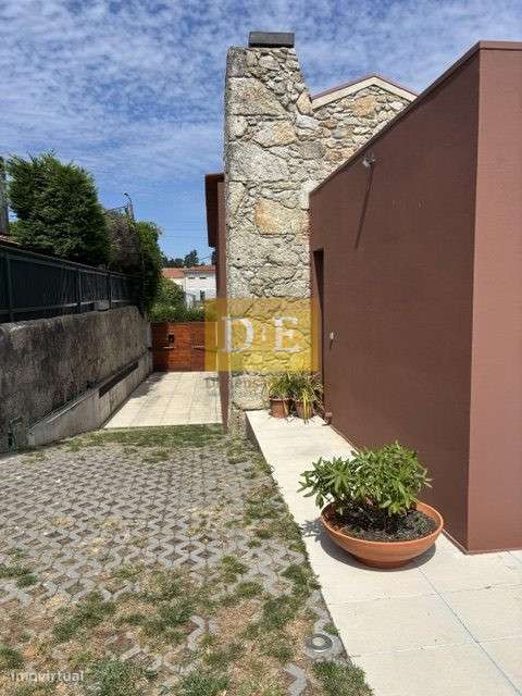 Moradia T4 + Escritório com Piscina-27