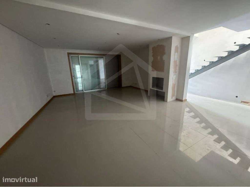 Moradia T3 em Mozelos, Santa Maria da Feira - Grande imagem: 3/25