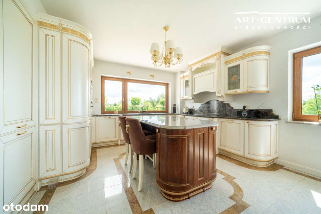 Rezydencja w otoczeniu zieleni-9