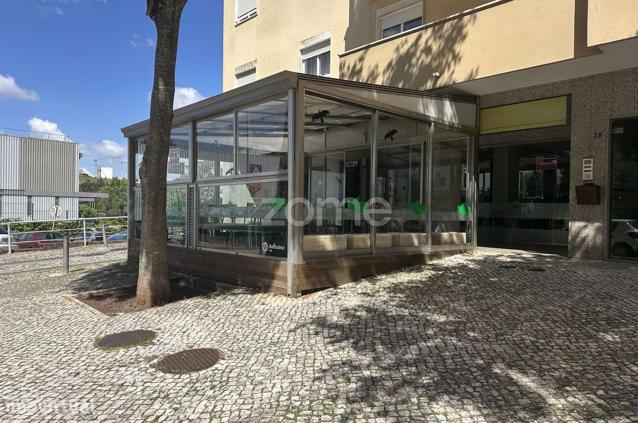 Trespasse de restaurante, em Carnaxide-27