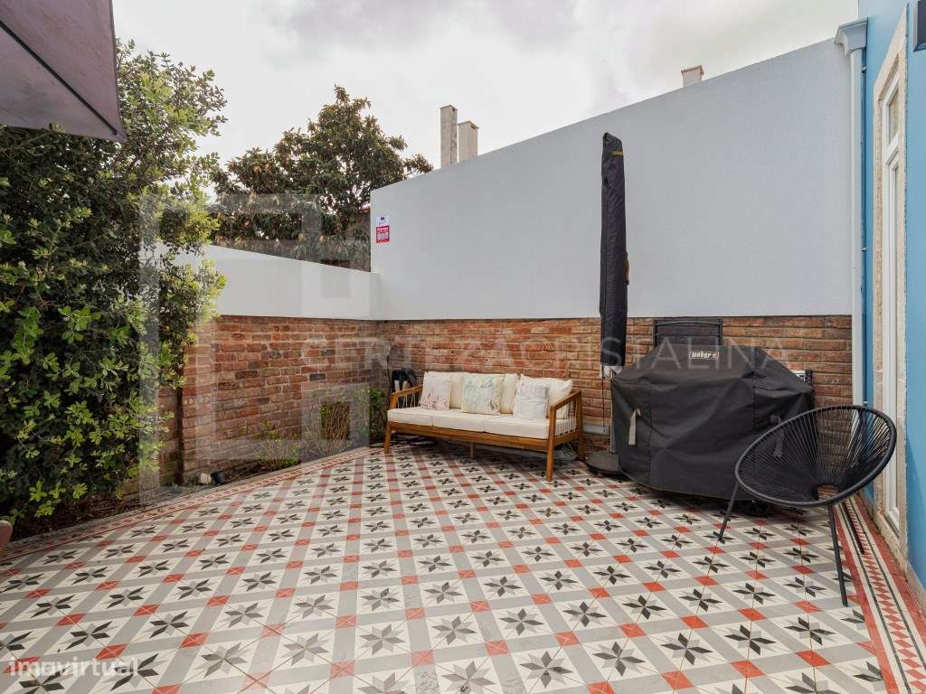 Moradia de Charme com Design Contemporâneo e Espaço Exterior | Cent...-23