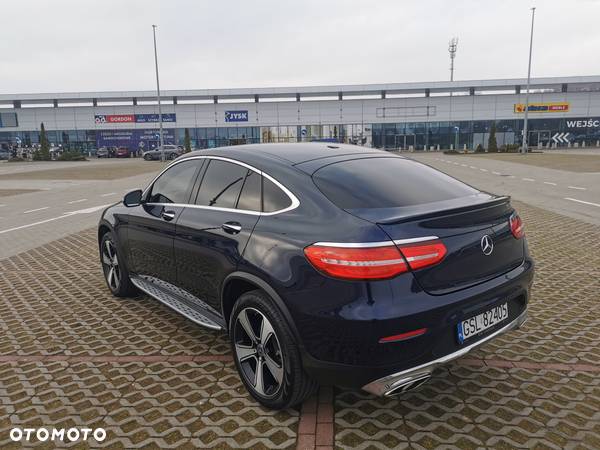 Mercedes-Benz GLC 300 Coupe 4Matic 9G-TRONIC AMG Line - 5