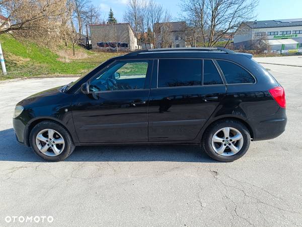 Skoda Fabia 1.6 16V Combi Ambiente - 5