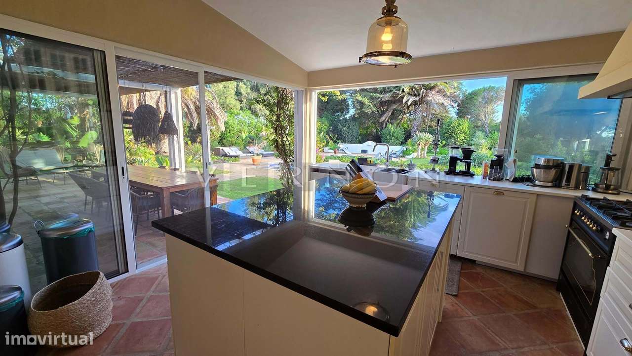 Algarve, Caramujeira,  para venda moradia V3 espaçosa renovada com vis-20