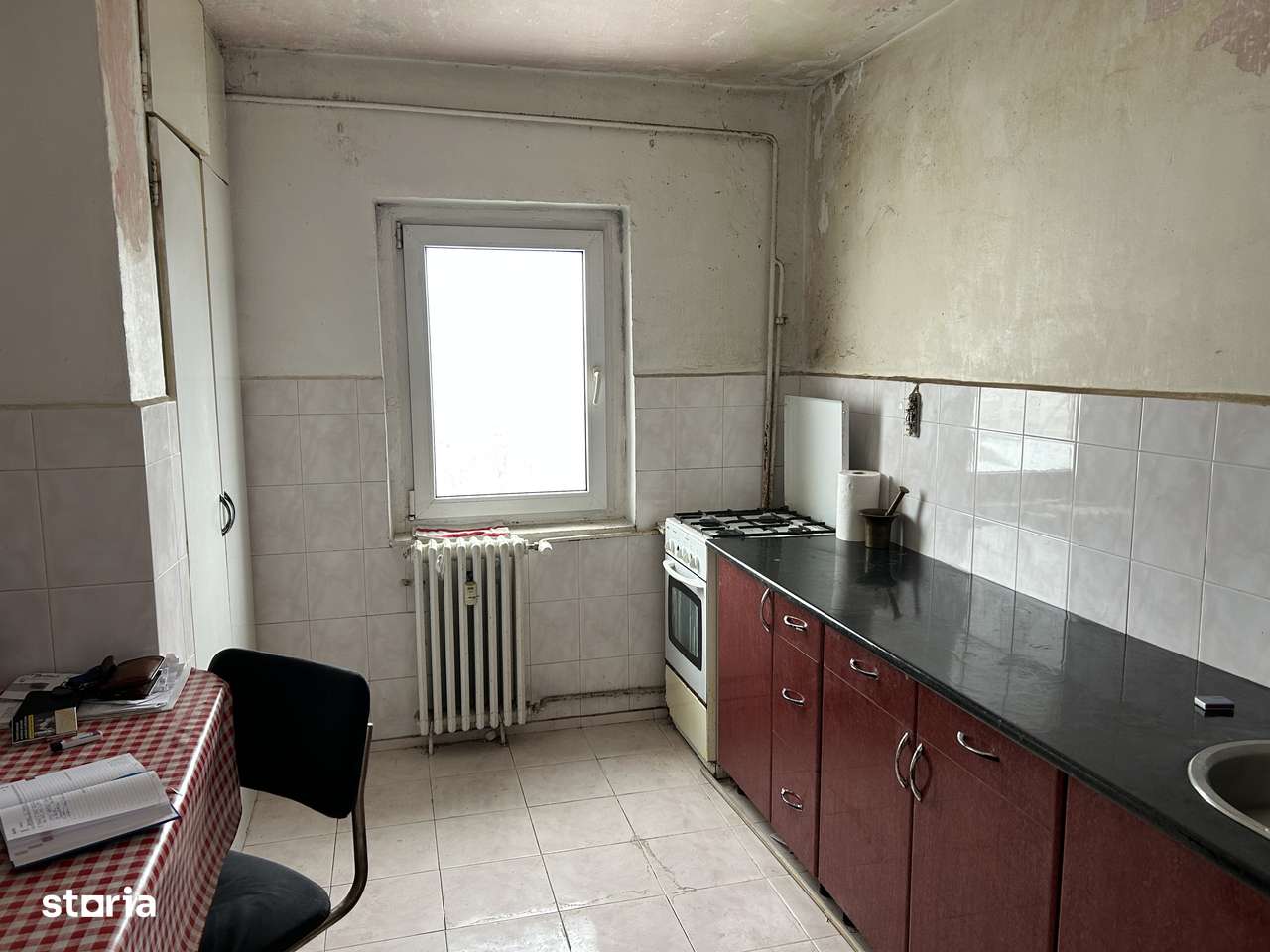 Vand apart.3 cam.decom.Micalca,Pta Miorita, et.4/4-6