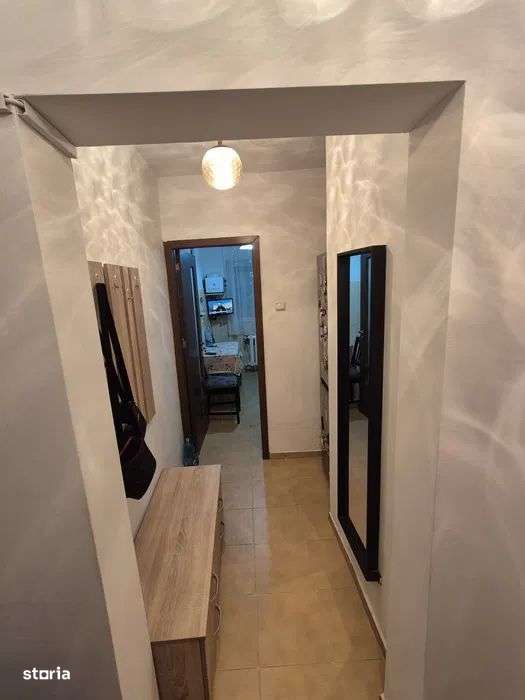 Garsoniera Decomandata 42mp  Titan  Etaj Intermediar - Imagine principală: 2/6