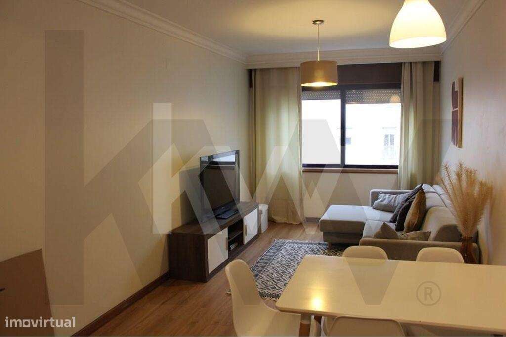 T1 Mobilidado e equipado no Campo Alegre, Lordelo do Ouro - Grande imagem: 3/25