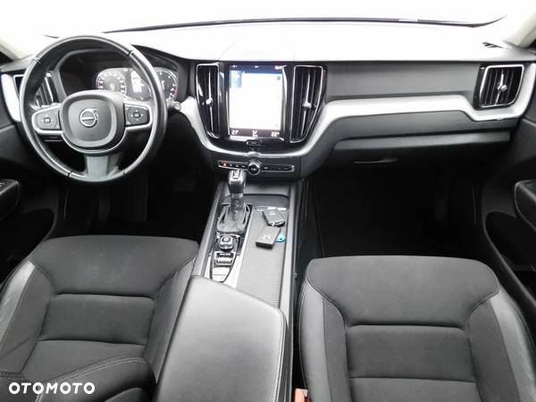 Volvo XC 60 D4 Geartronic Momentum - 19