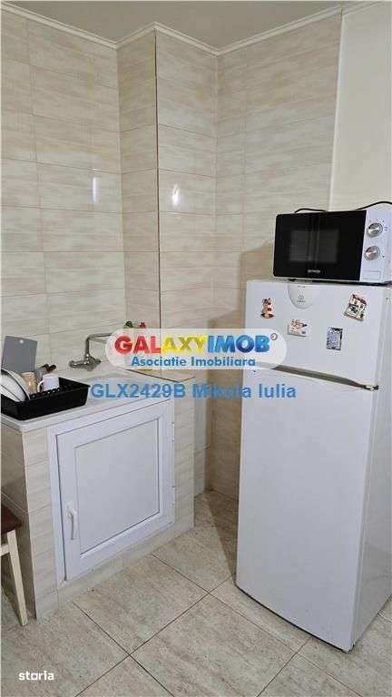 Garsoniera et 2\/4 40 mp Cartier Lujerului - Orsova - Imagine principală: 5/7