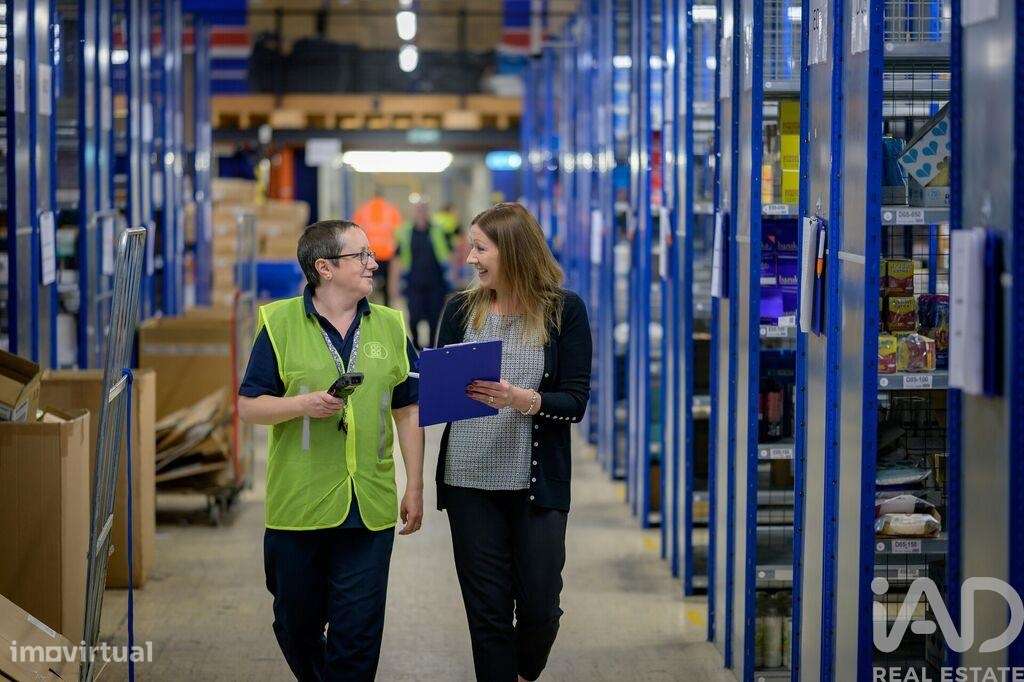 Hangar em Azinhaga de 591,00 m2 - Grande imagem: 4/10