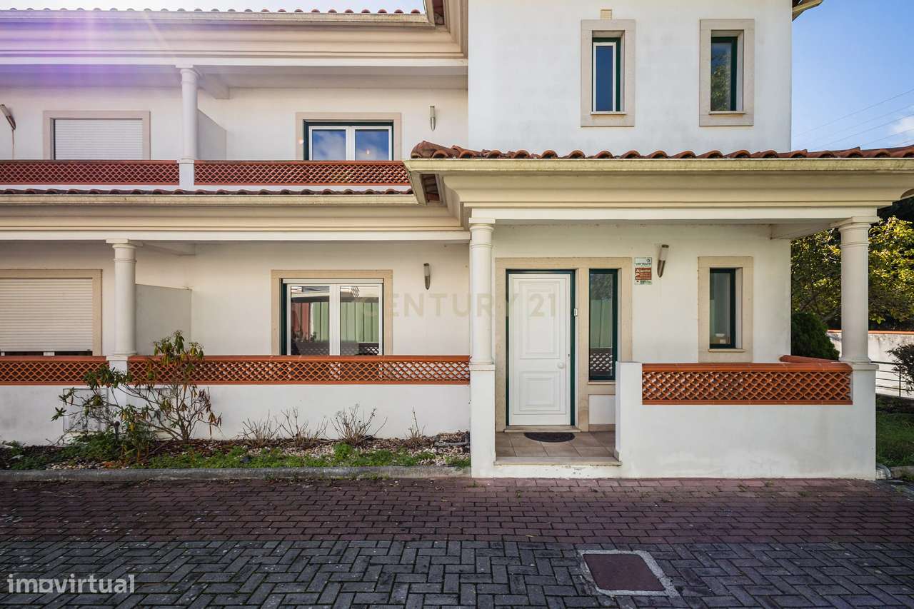 Moradia T3 com grande JARDIM ! - Grande imagem: 2/42