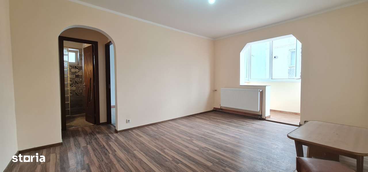 Apartament 2 camere Tractorul-1