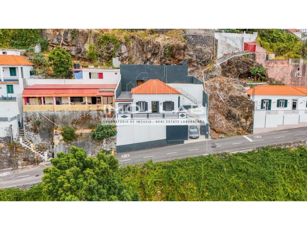 T2 + 2 - RENOVADA - FUNCHAL - ILHA DA MADEIRA-21