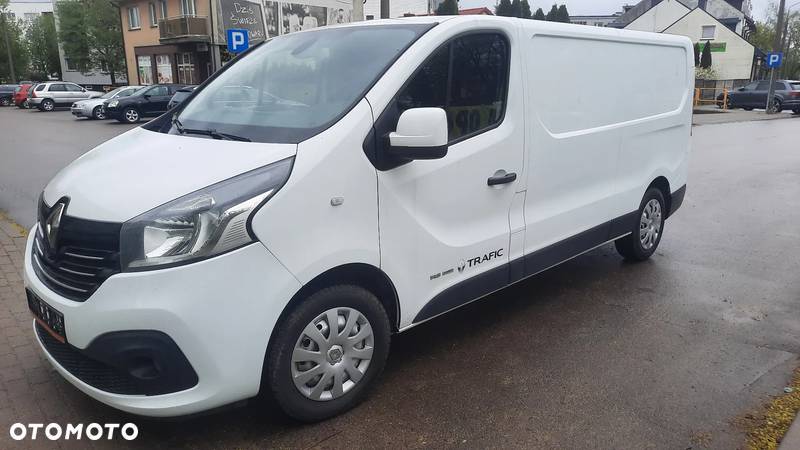 Renault TRAFIC - 1