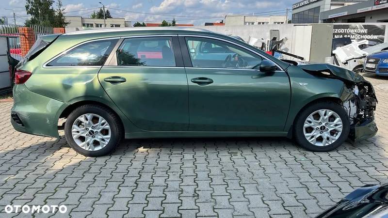 Kia Ceed 1.5 T-GDI M - 4