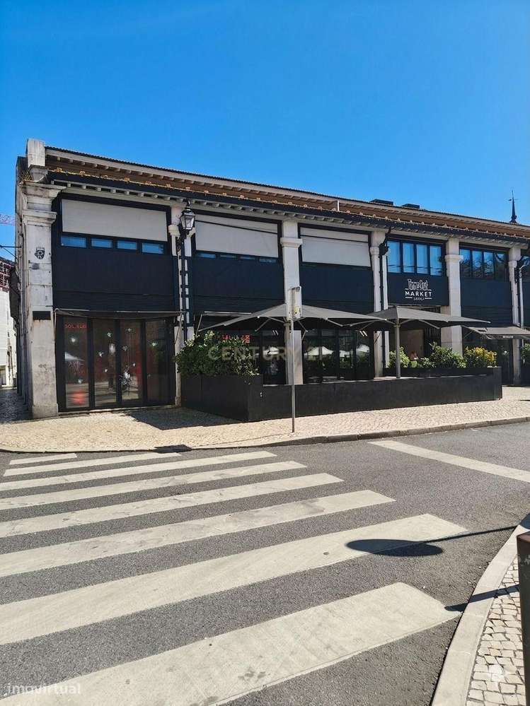 Prédio no coração de Lisboa-9