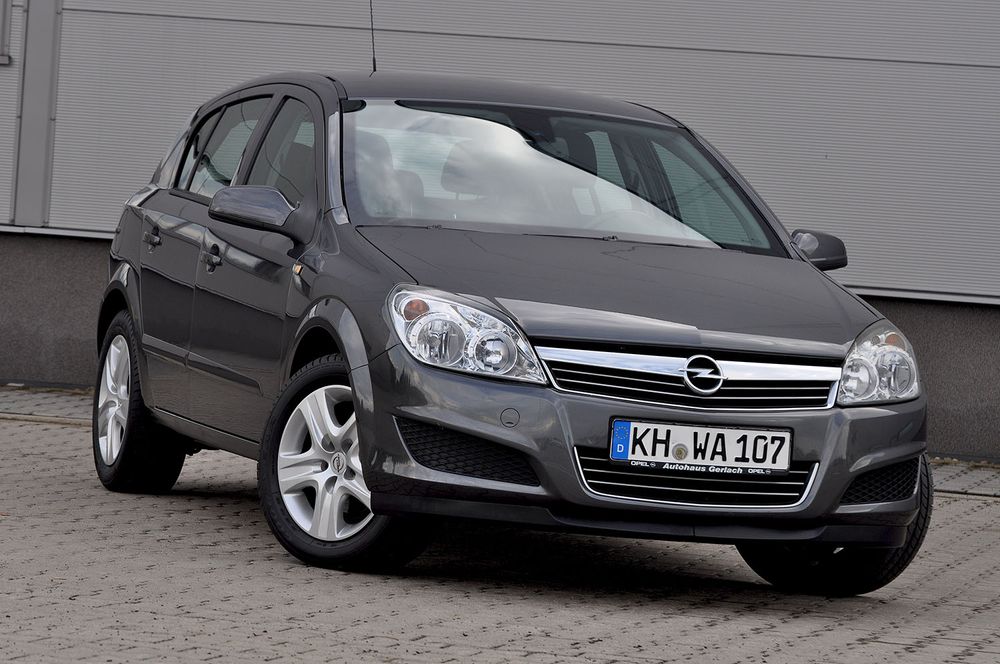 Opel Astra H 1.6 Easytronic Edition 2009