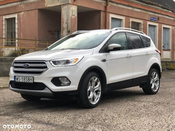 Ford Escape 2.0 EcoBoost AWD Titanium - 3