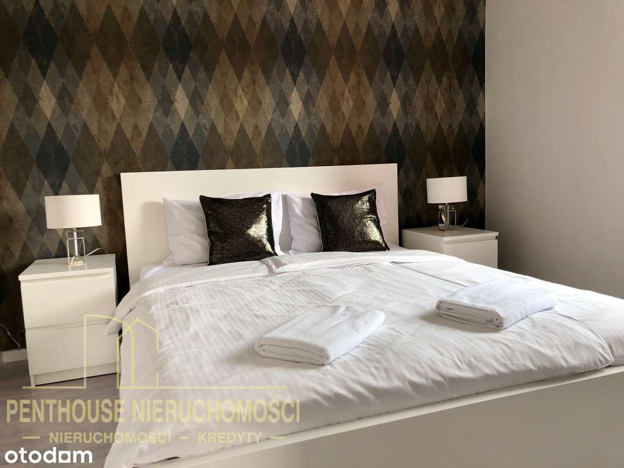 Widokowy Penthouse z tarasem na dachu w centrum-14