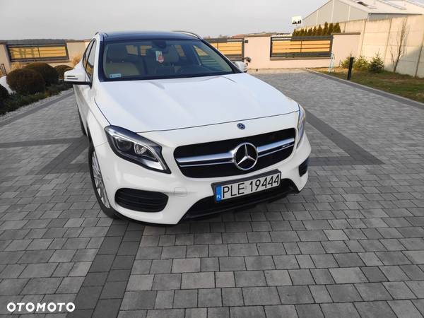 Mercedes-Benz GLA 250 4-Matic AMG Line - 1