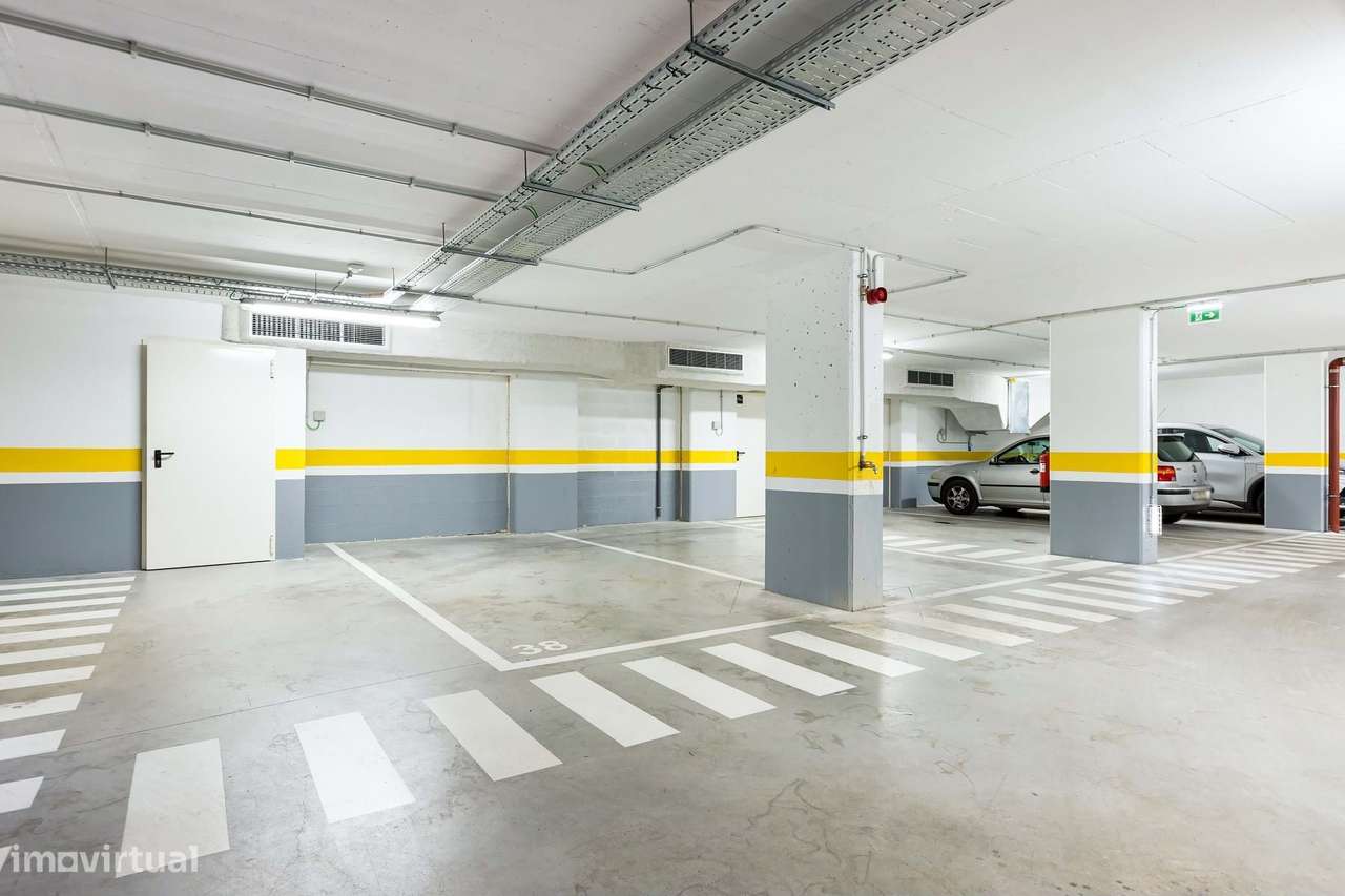 T3 Loures | Varandas | Garagem-24