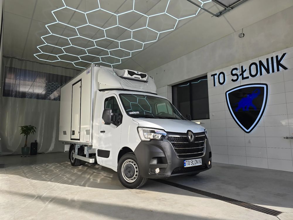 Renault Master 2023