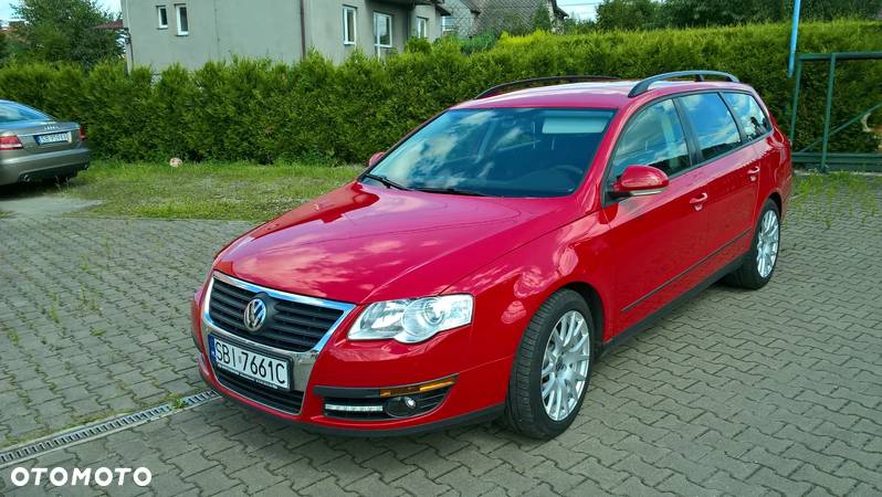 Volkswagen Passat 1.6 TDI DPF BlueMot Trendline - 1