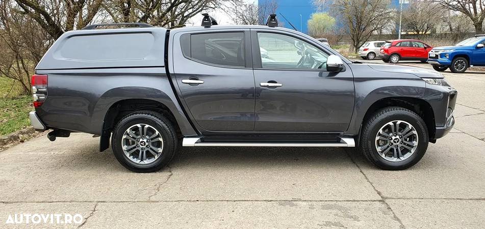 Mitsubishi L200 Double Cab 2.2 DI-D M/T Intense - 8