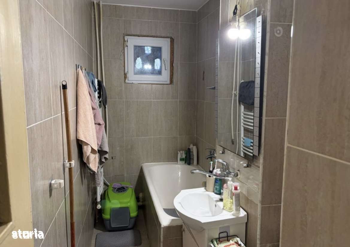 Apartament 3 camere Craiovita Orizont parter/4 centrală mobilat - Imagine principală: 4/9