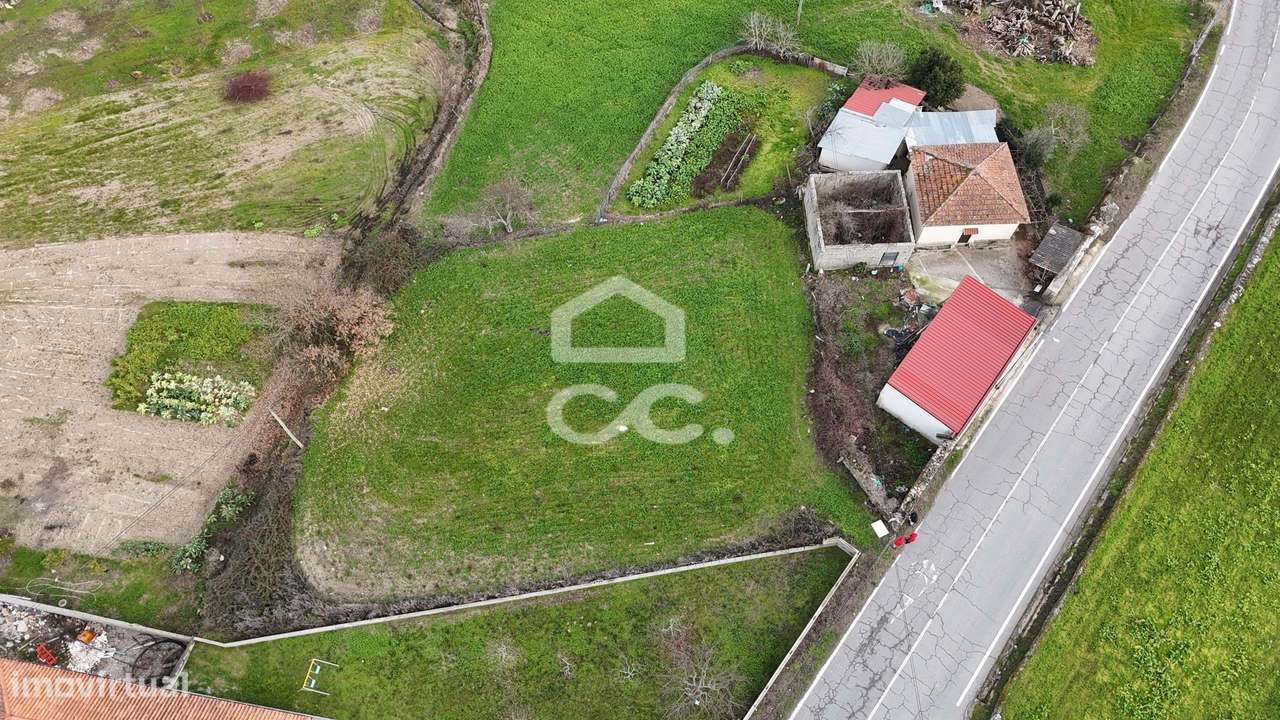 Terreno rústico com1040m2 em Chaves junto a Nacional 103 - Grande imagem: 2/8