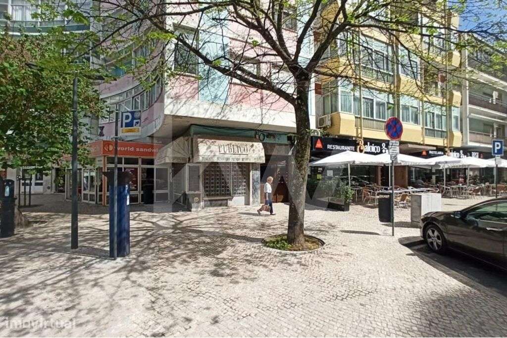 Loja na Av. Madame Currie - Frente ao IPO - com RENTABILIDADE - Grande imagem: 2/8