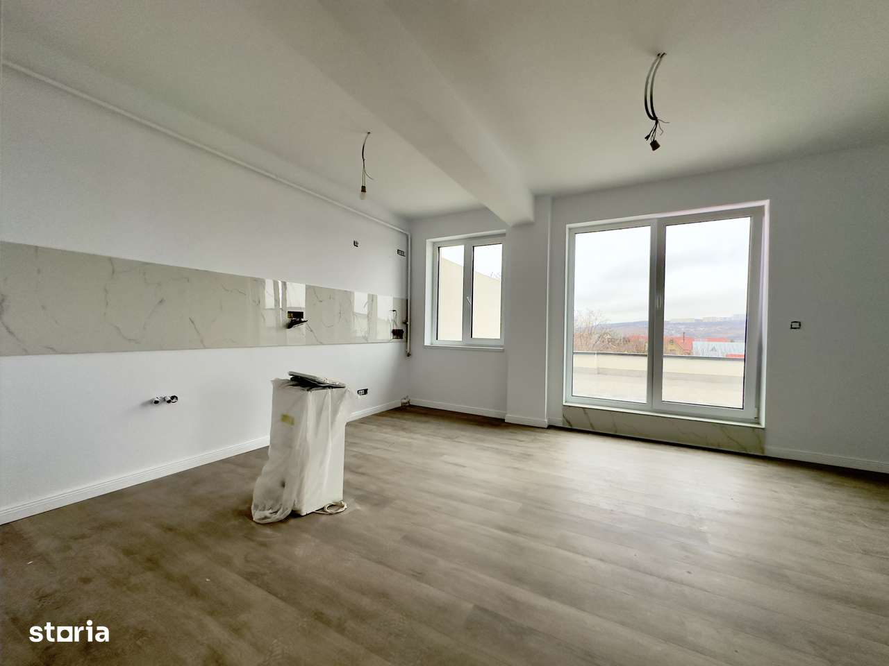 Intabulat!Ap 2 camere 78mp Terasa acoperita Capat Pacurari-3