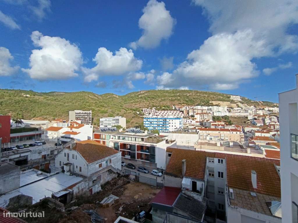 Apartamento T2 totalmente remodelado em Sesimbra - Grande imagem: 3/24