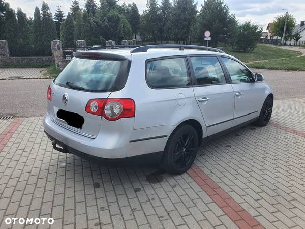 Volkswagen Passat 2.0 TDI - 2