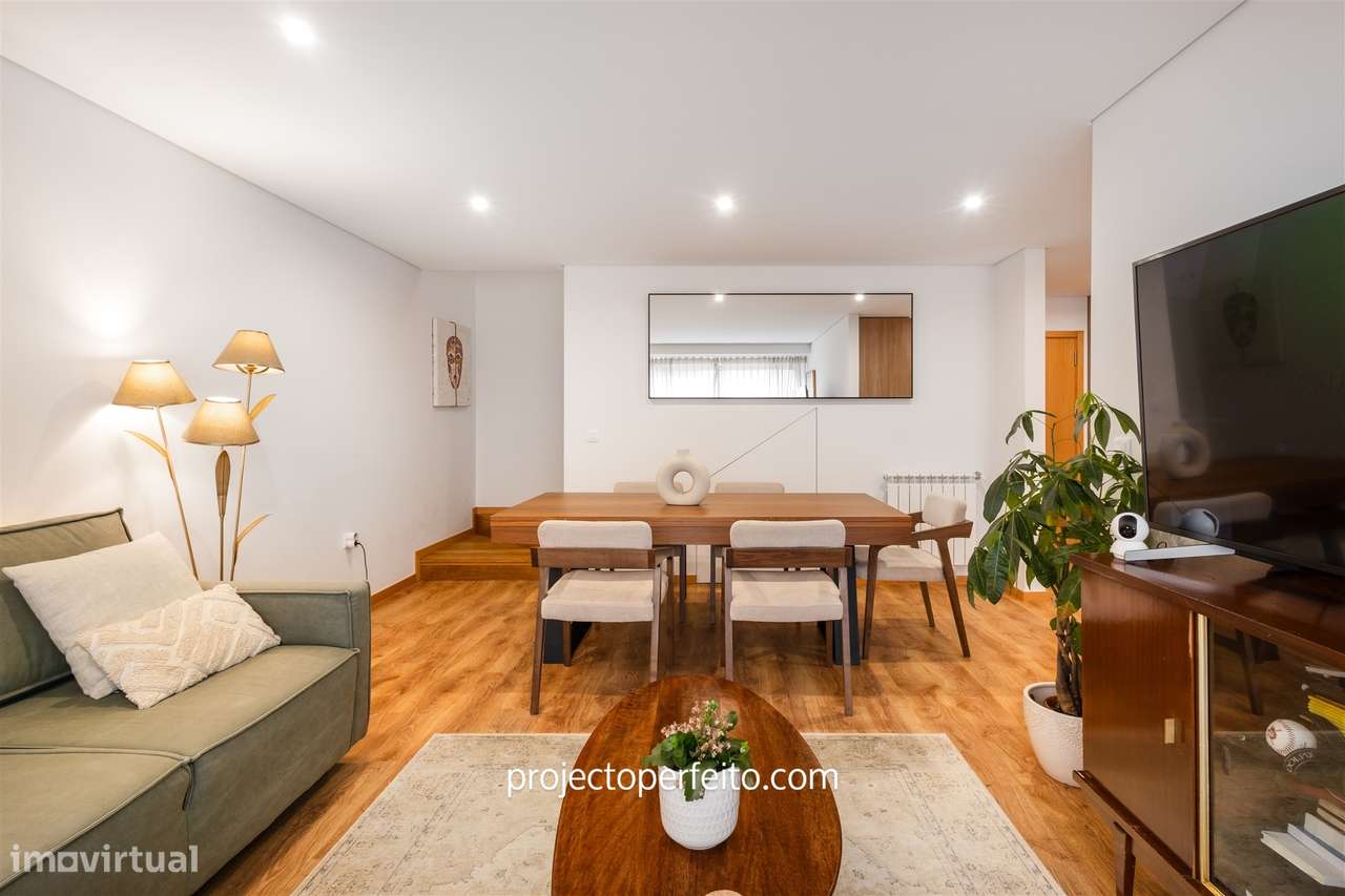 Apartamento T1 DUPLEX Venda em Espinho,Espinho - Grande imagem: 2/17