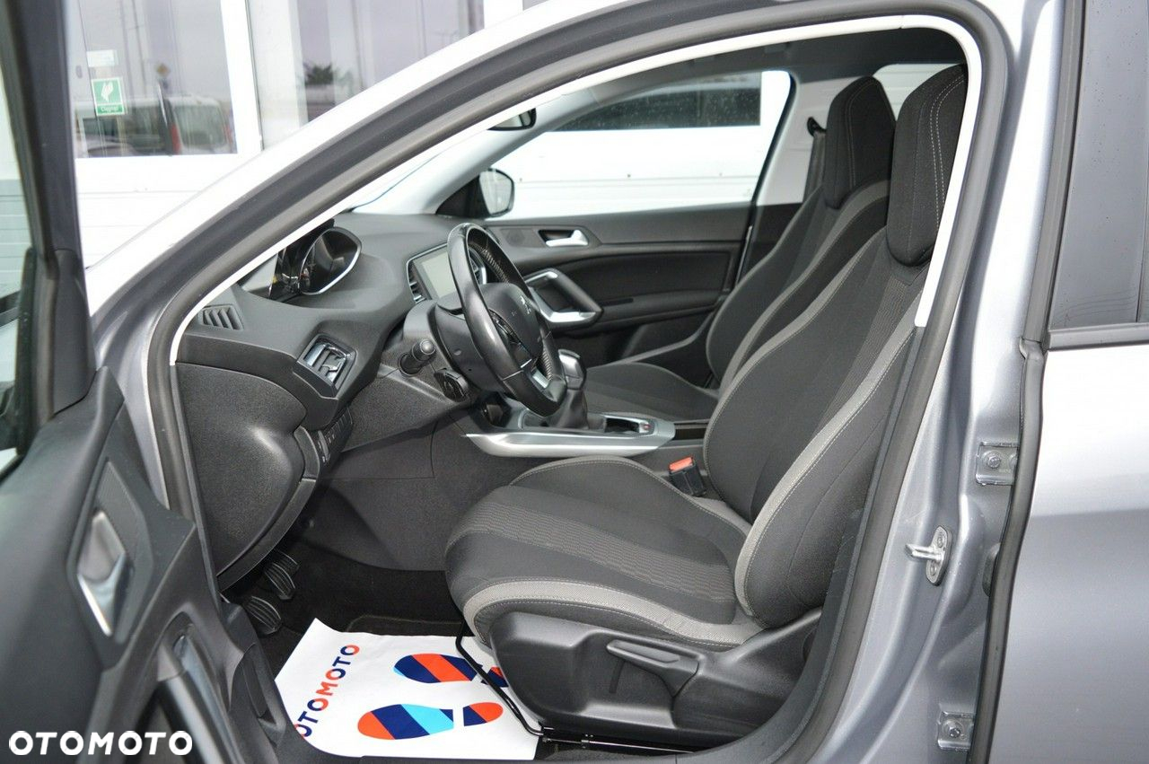 Peugeot 308 - 17