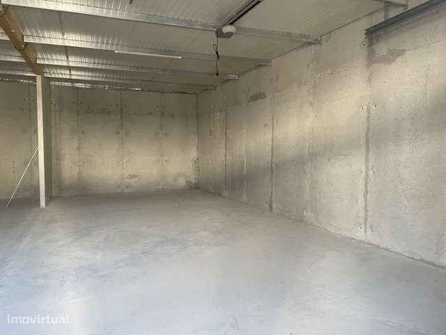 Garagem Box Nova com 52 m² – A 5 min. do Centro de Torres Vedras - Grande imagem: 2/17