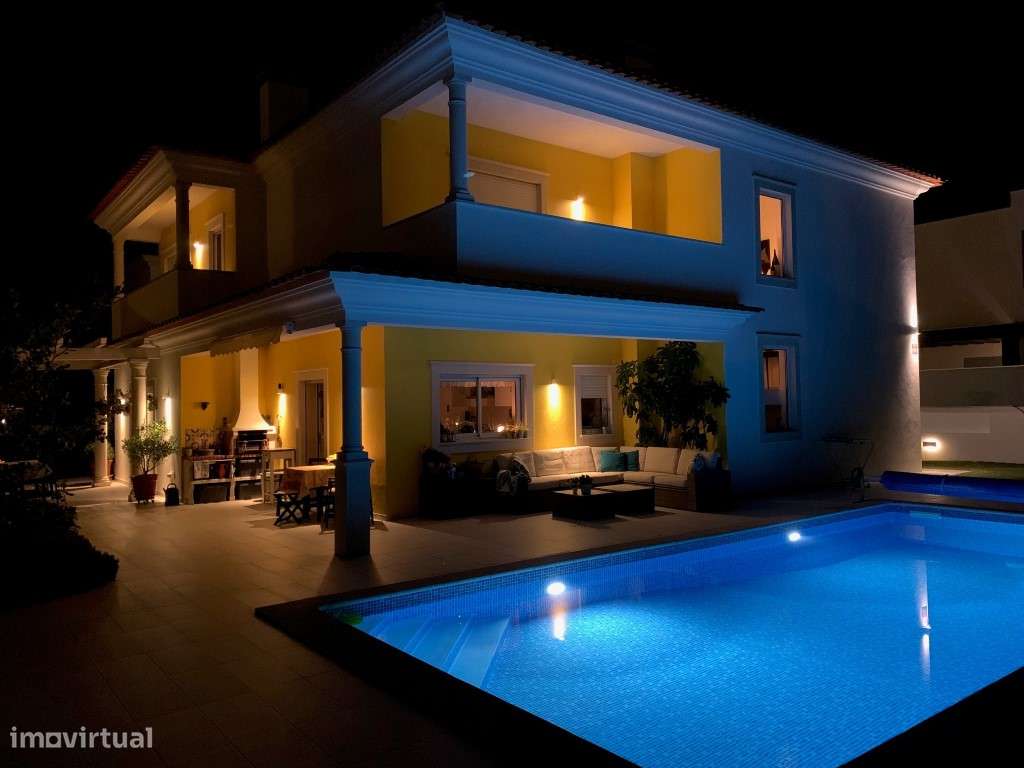 Magnífica Moradia T4 com piscina na Tapada | Sítio da Nazaré-44