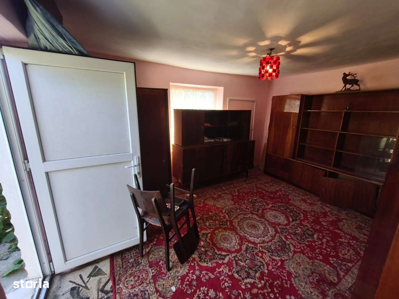 Comision 0% - Casă Tradițională cu Teren Generos în Valu lui Traian-1