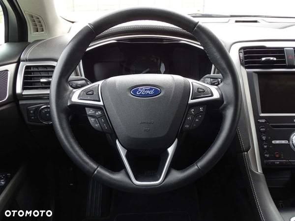 Ford Mondeo - 16